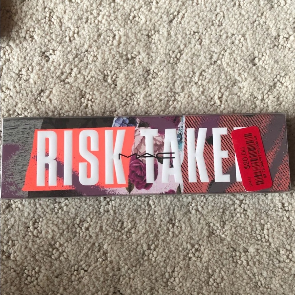 MAC Risk Taker Palette